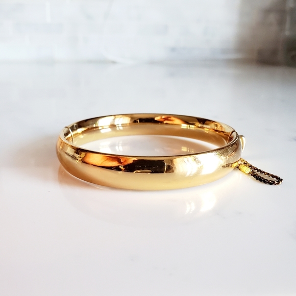 Vintage Monet Gold Tone Classic Bracelet
